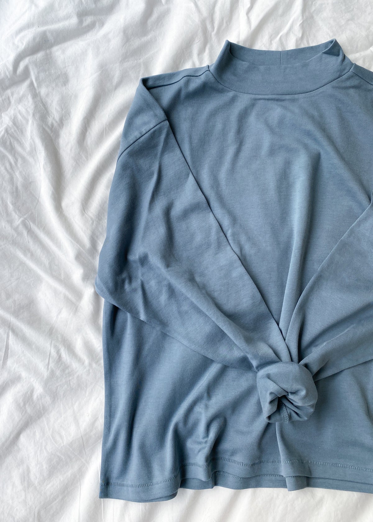 Mock Neck Sea